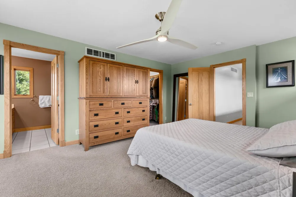 15157 County 11 Boulevard Pine Island, MN 55963