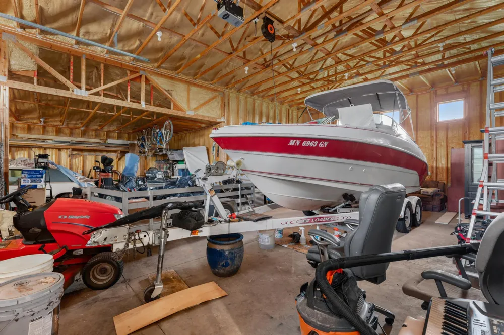 15157 County 11 Boulevard Pine Island, MN 55963