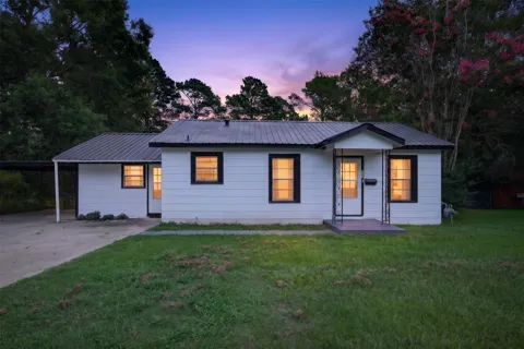 115 Pam Street