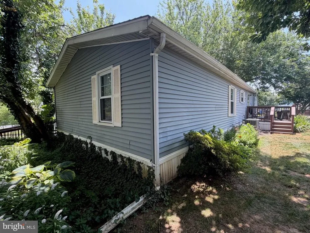 105 DOVEFIELD DRIVE Lancaster, PA 17603