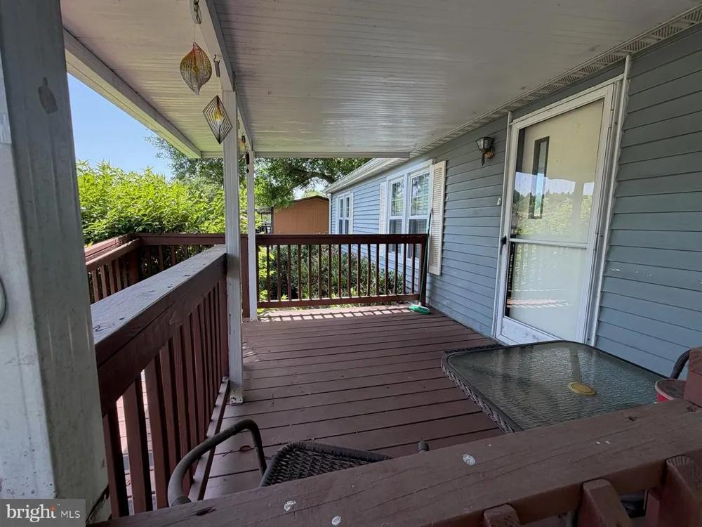 105 DOVEFIELD DRIVE Lancaster, PA 17603