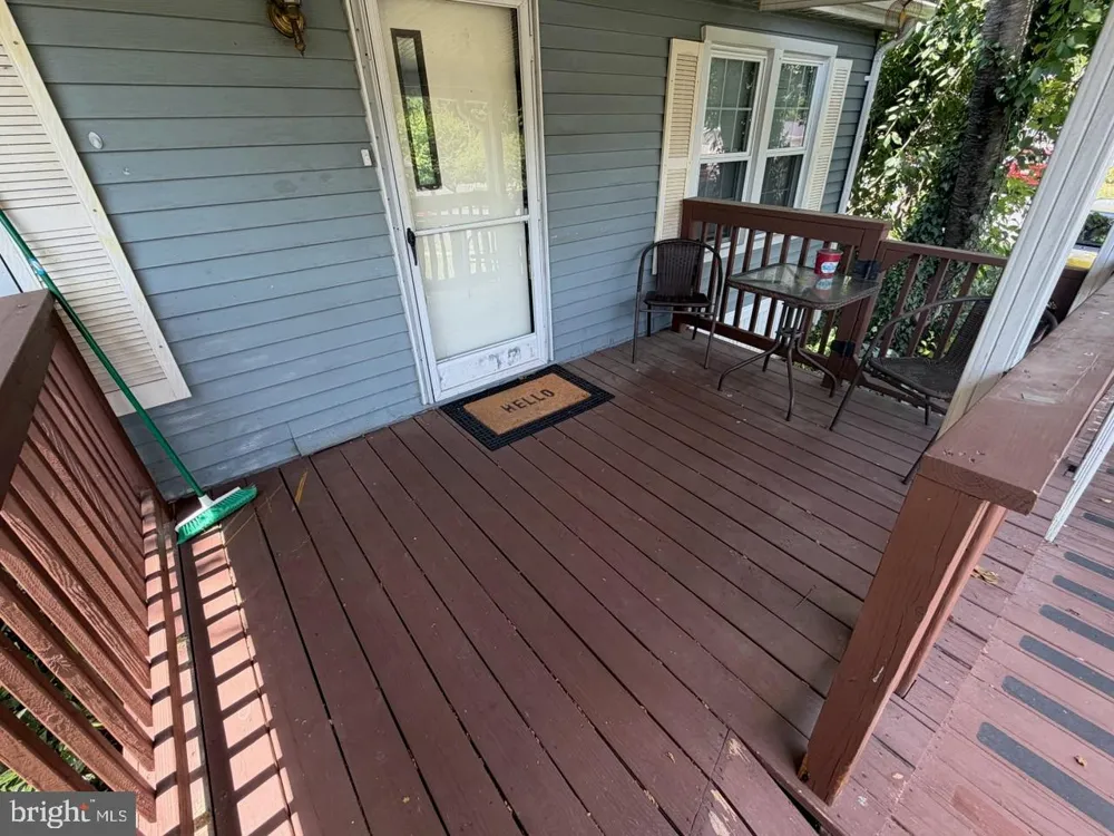 105 DOVEFIELD DRIVE Lancaster, PA 17603