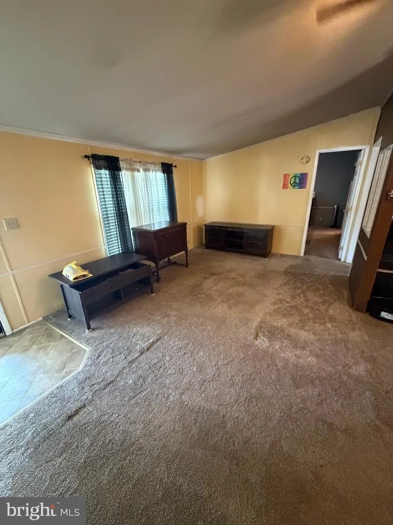 105 DOVEFIELD DRIVE Lancaster, PA 17603