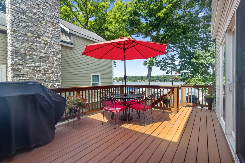 11556 Haylock Davisburg, MI 48350