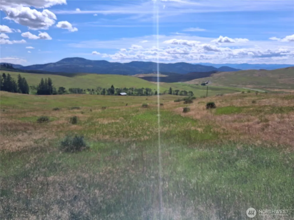 1 Fletcher/Rd 225 Road Oroville, WA 98840