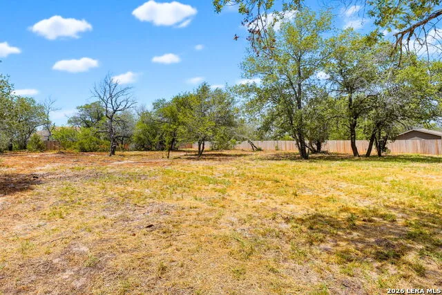 160 Log Cabin Way Poteet, TX 78065