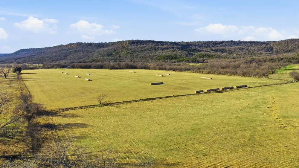 200 Patterson Lane Palo Pinto, TX 76484