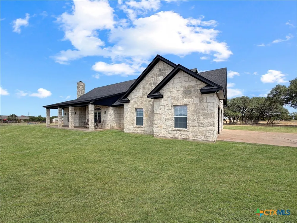 1008 Bosque Ridge Road Crawford, TX 76638
