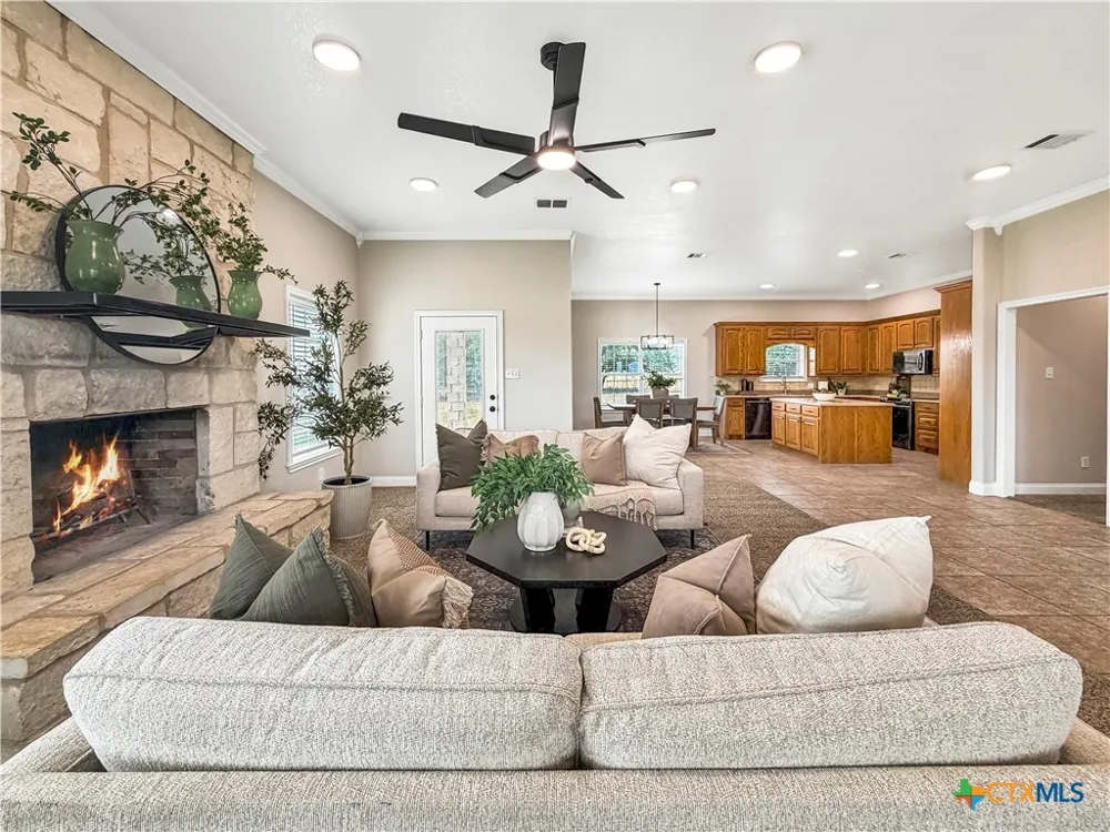 1008 Bosque Ridge Road Crawford, TX 76638