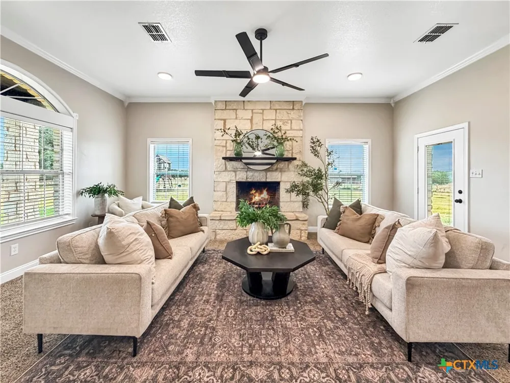 1008 Bosque Ridge Road Crawford, TX 76638