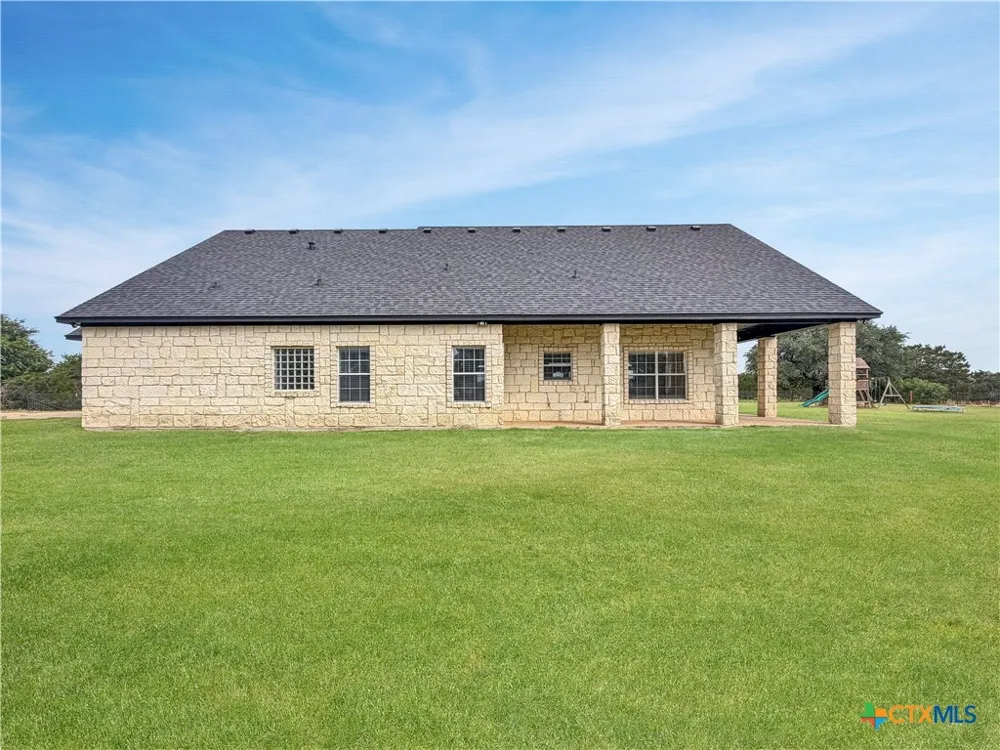1008 Bosque Ridge Road Crawford, TX 76638