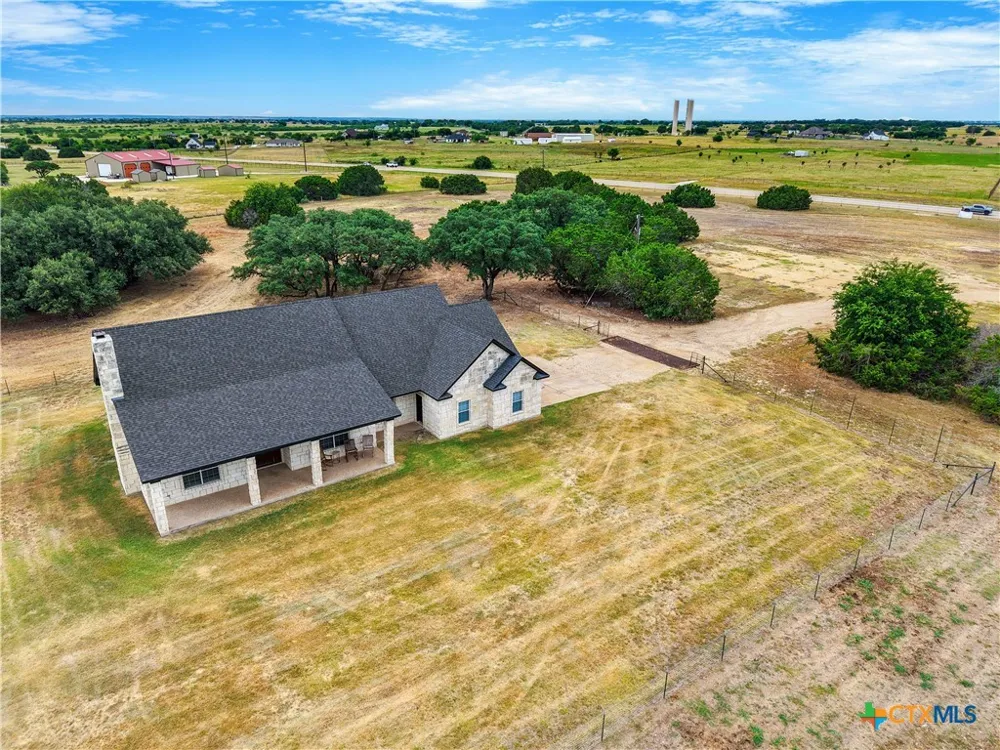 1008 Bosque Ridge Road Crawford, TX 76638