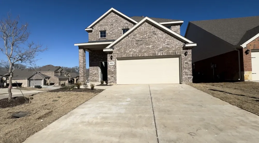 3941 Oak Creek Circle Denison, TX 75020