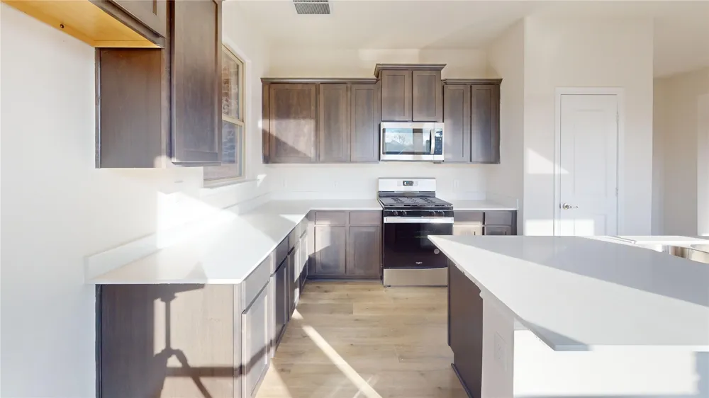 3941 Oak Creek Circle Denison, TX 75020