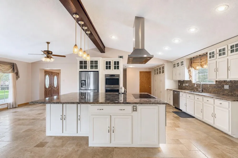235 Lakeview Harbor Onalaska, TX 77360