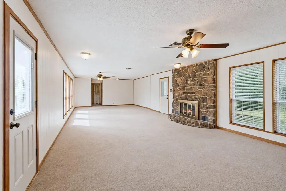 235 Lakeview Harbor Onalaska, TX 77360