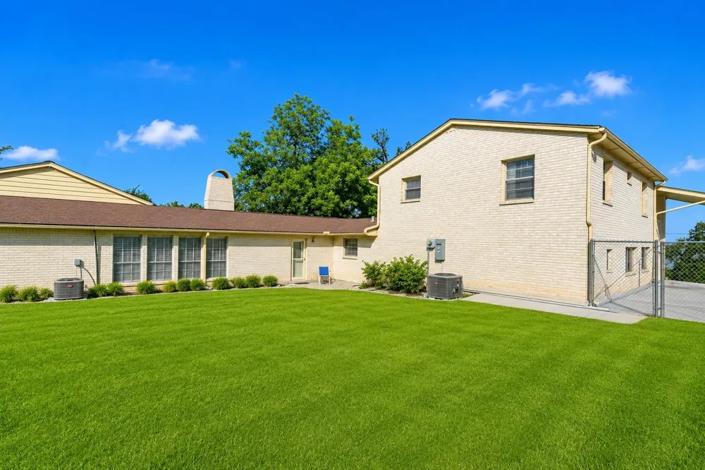 235 Lakeview Harbor Onalaska, TX 77360