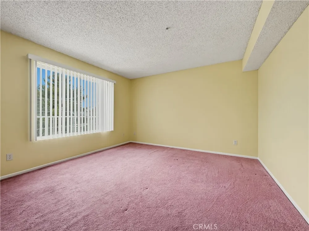 10282 Tujunga Canyon Boulevard #201 Tujunga, CA 91042