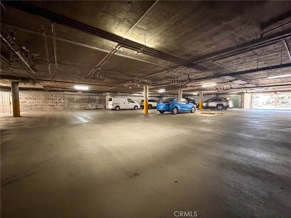 10282 Tujunga Canyon Boulevard #201 Tujunga, CA 91042