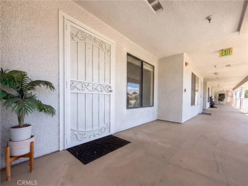 10282 Tujunga Canyon Boulevard #201 Tujunga, CA 91042