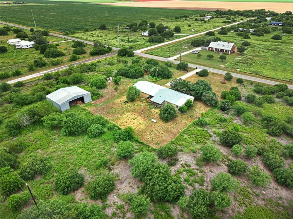 15201 County Road 908 Sinton, TX 78387