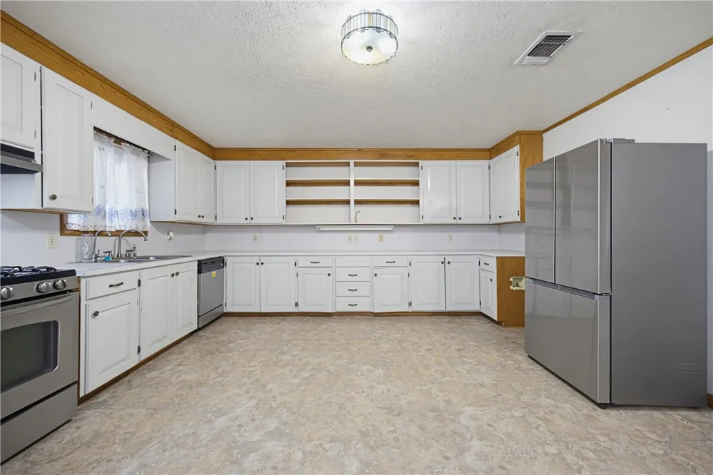 15201 County Road 908 Sinton, TX 78387