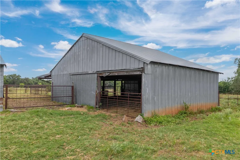 8160 Fm 2412 Gatesville, TX 76528