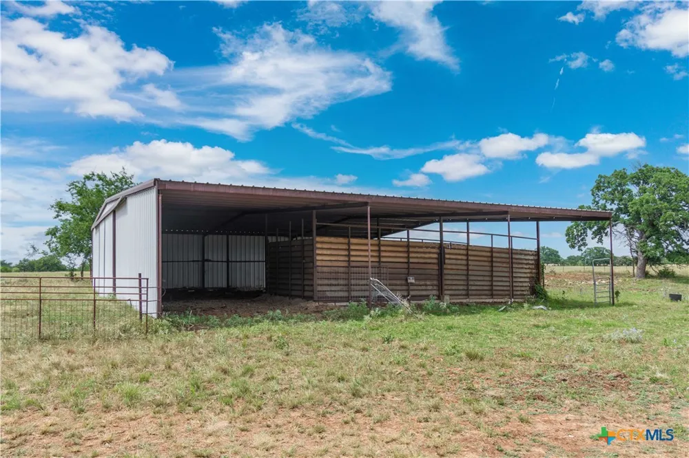 8160 Fm 2412 Gatesville, TX 76528
