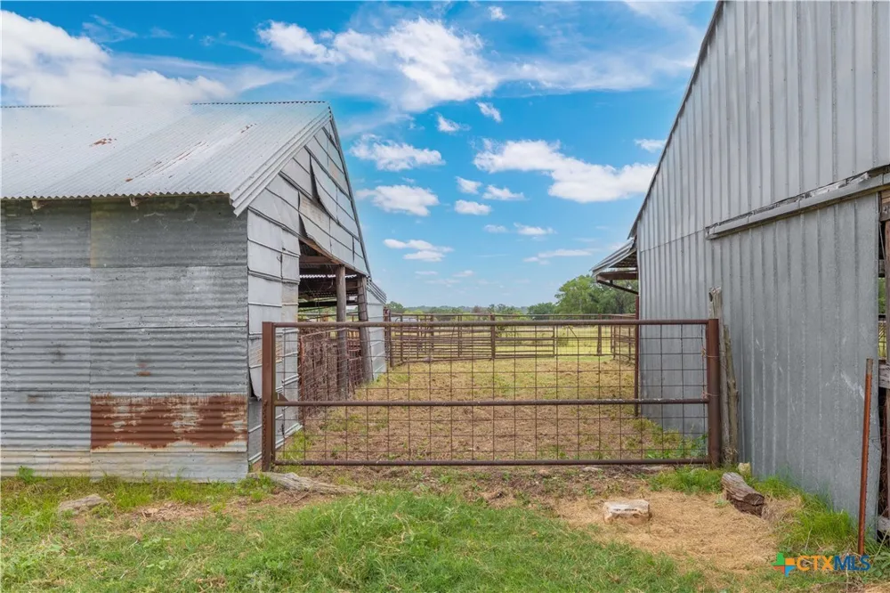 8160 Fm 2412 Gatesville, TX 76528