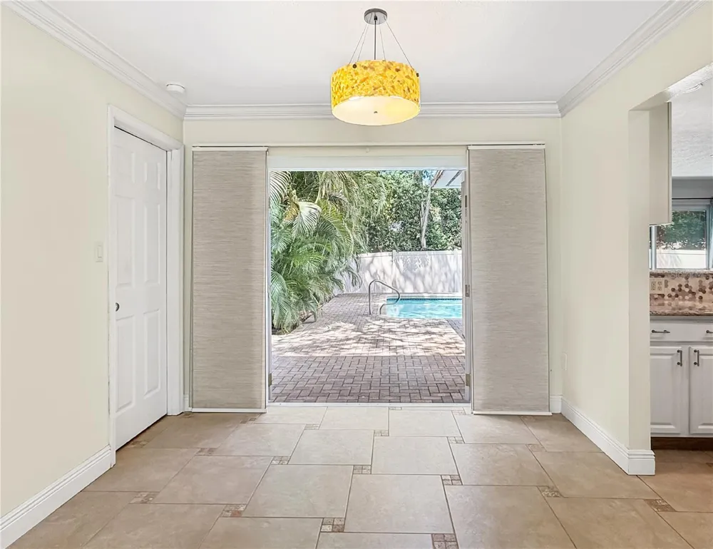 1011 WINDING OAKS DRIVE Palm Harbor, FL 34683