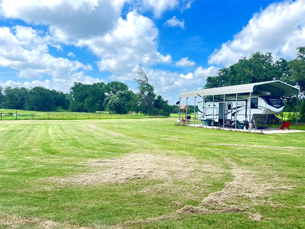 11009 HWY 77 Highway Lexington, TX 78947