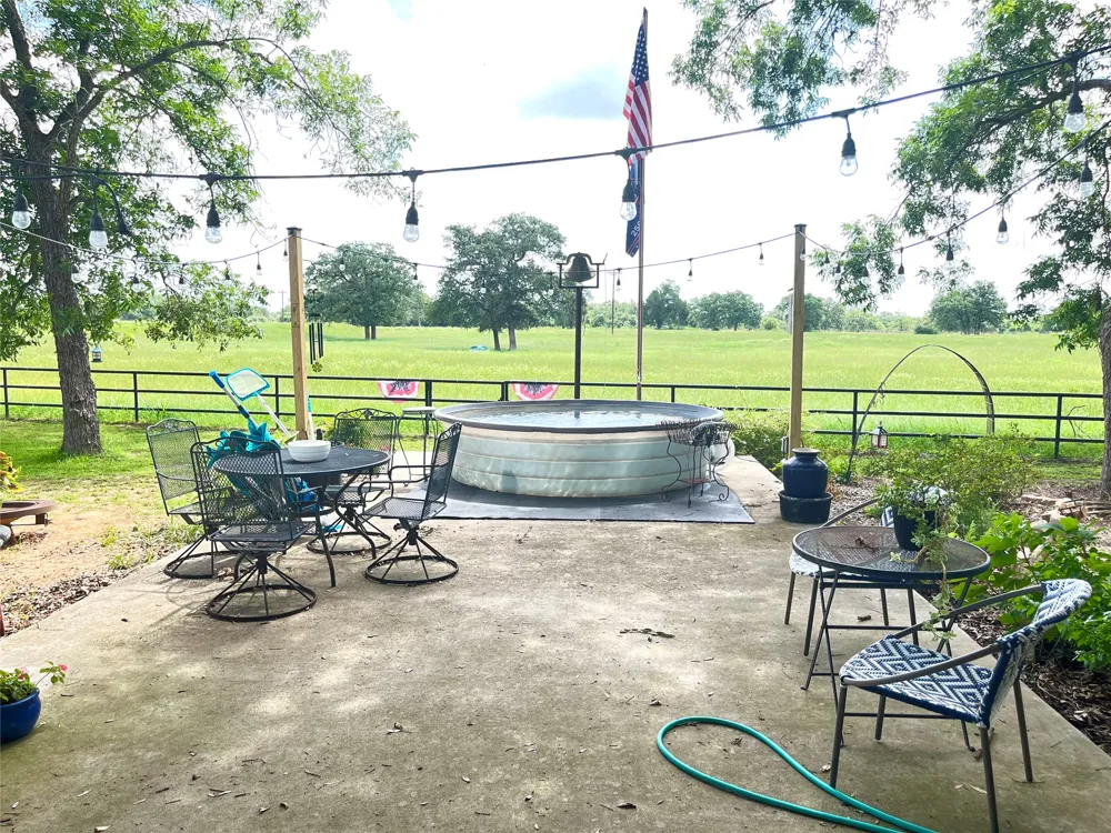 11009 HWY 77 Highway Lexington, TX 78947