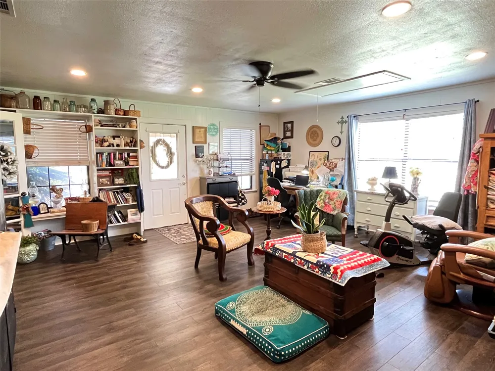11009 HWY 77 Highway Lexington, TX 78947