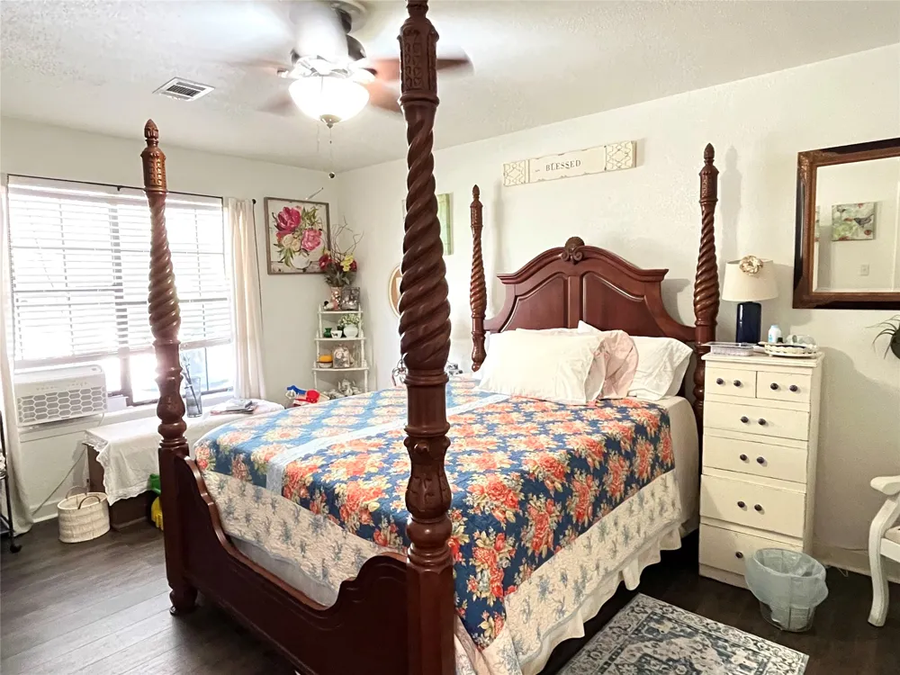 11009 HWY 77 Highway Lexington, TX 78947
