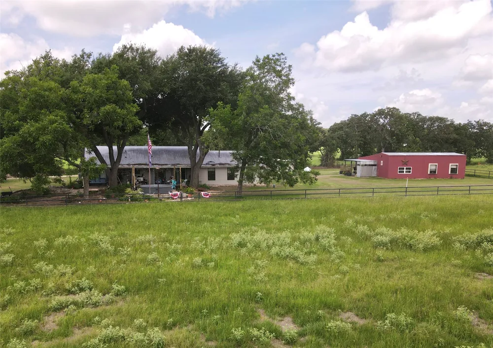 11009 HWY 77 Highway Lexington, TX 78947