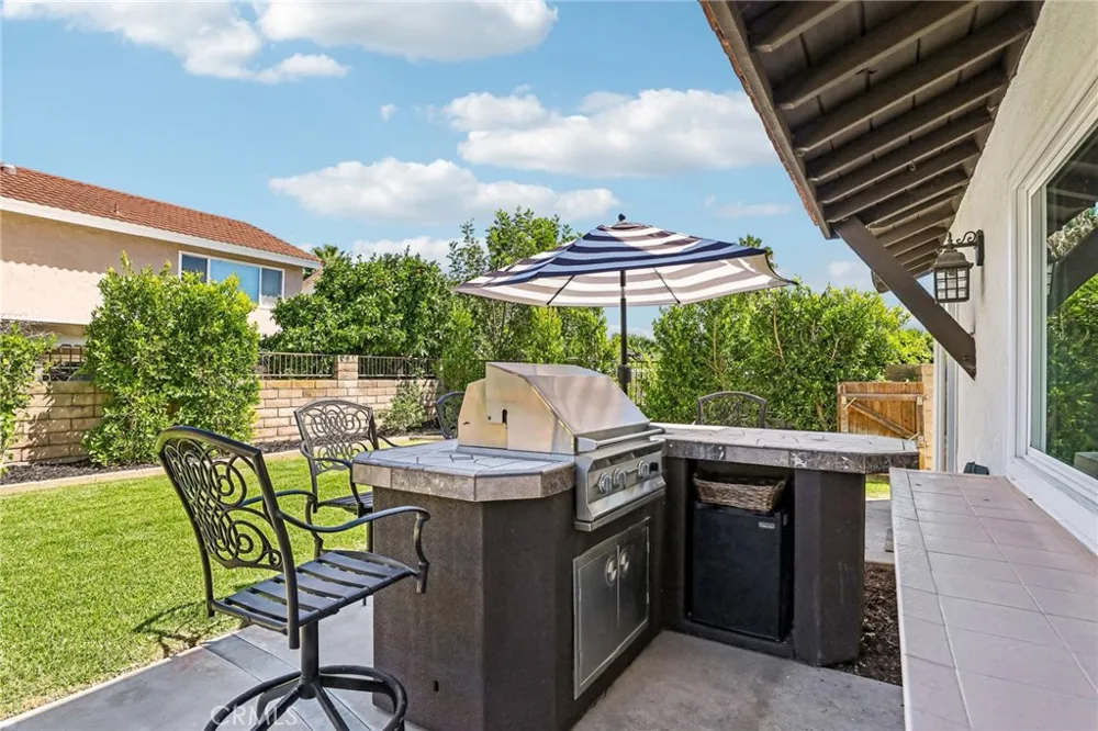 24828 Acropolis Mission Viejo, CA 92691