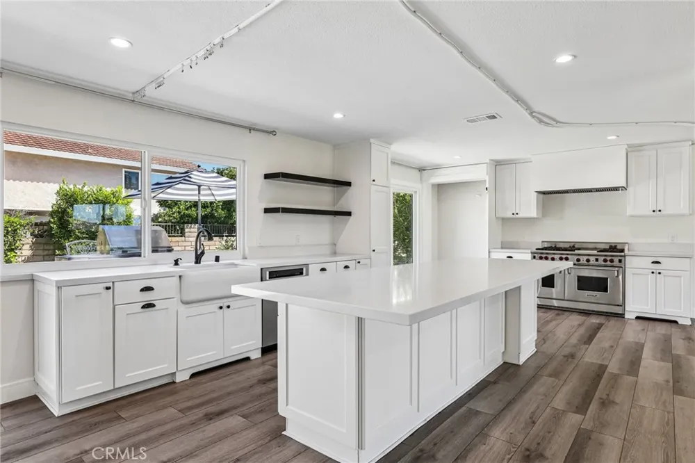 24828 Acropolis Mission Viejo, CA 92691