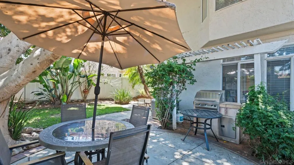 11249 caminito rodar San Diego, CA 92126