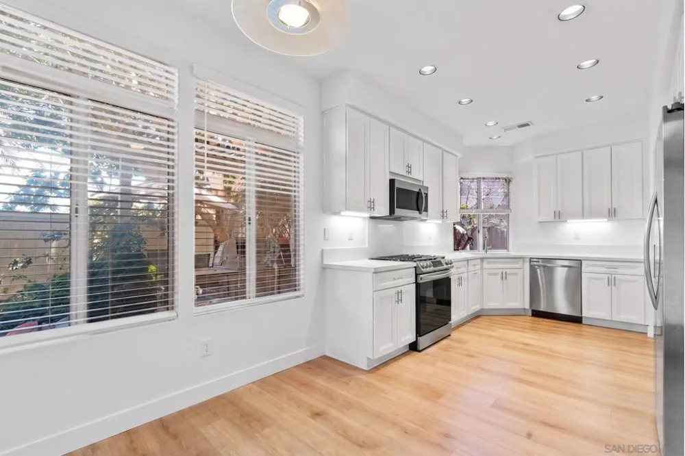 11249 caminito rodar San Diego, CA 92126