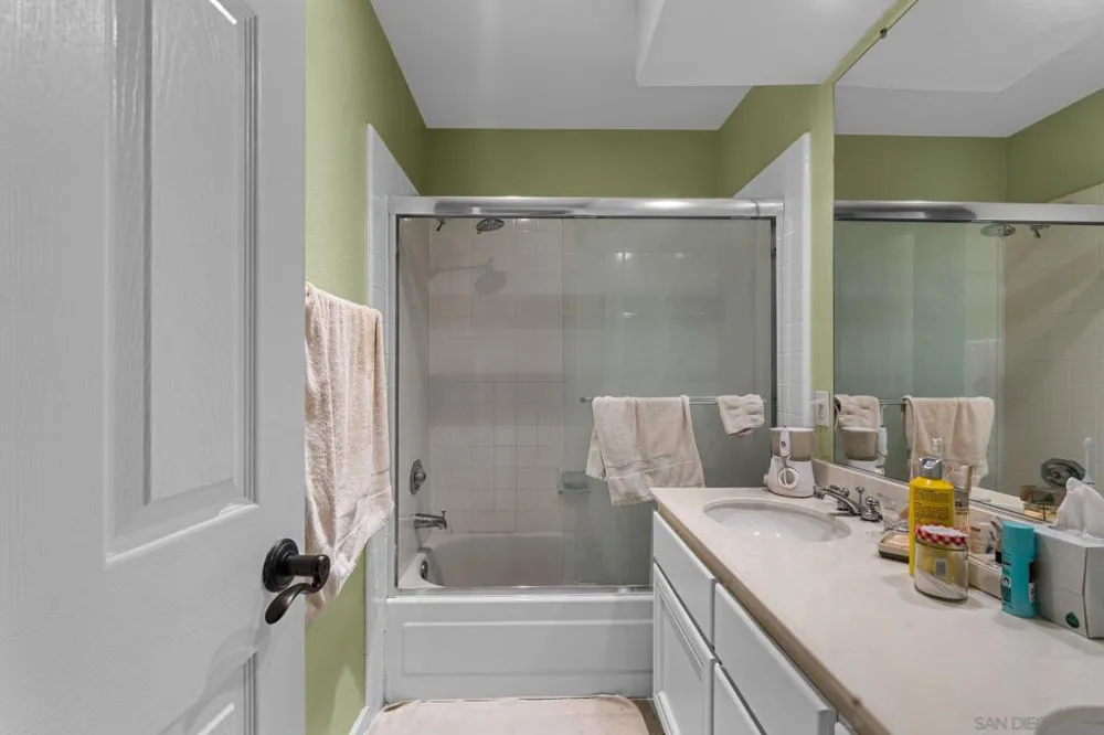 11249 caminito rodar San Diego, CA 92126