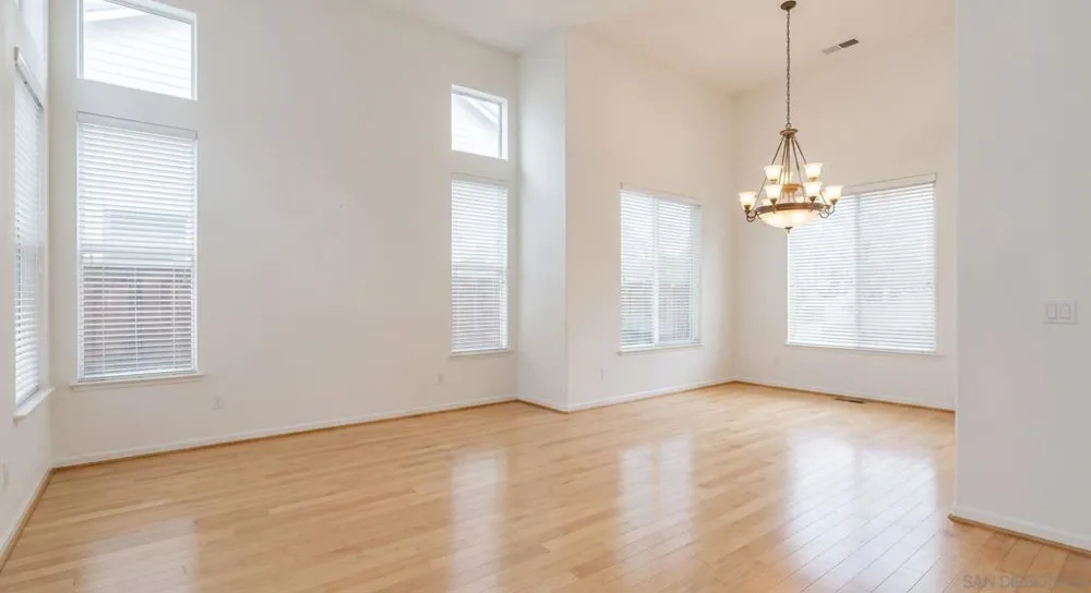 11249 caminito rodar San Diego, CA 92126