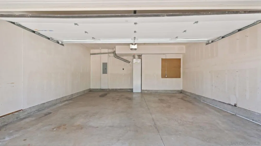 11249 caminito rodar San Diego, CA 92126