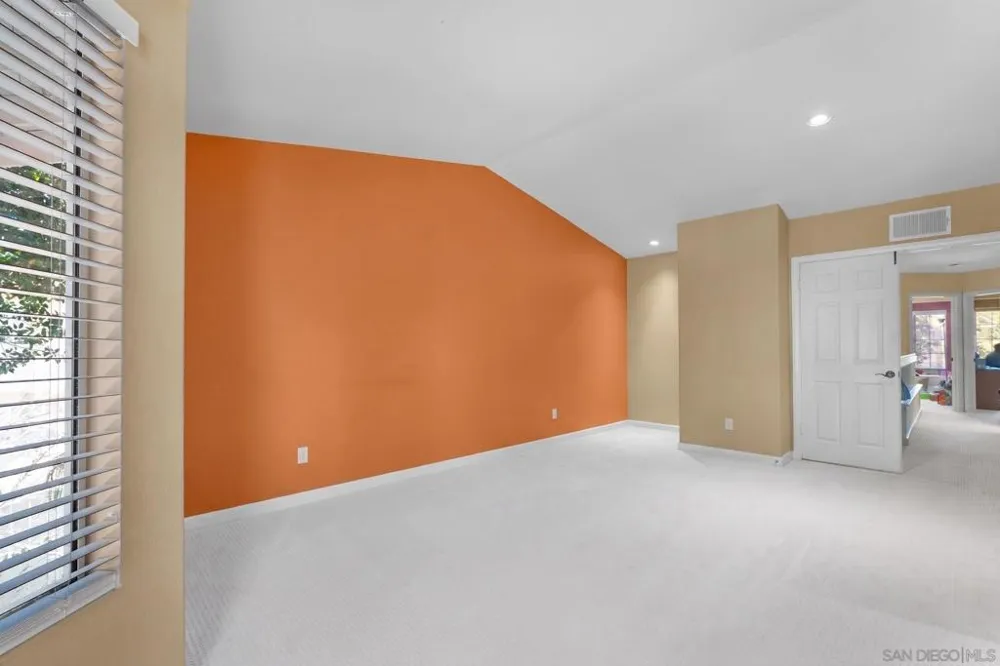 11249 caminito rodar San Diego, CA 92126