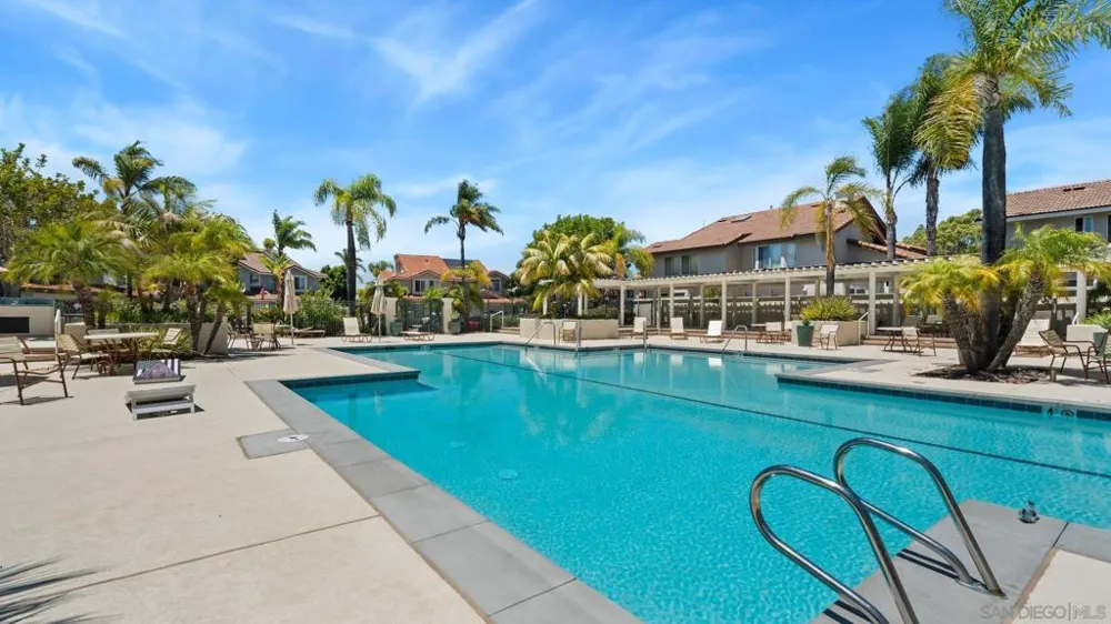 11249 caminito rodar San Diego, CA 92126