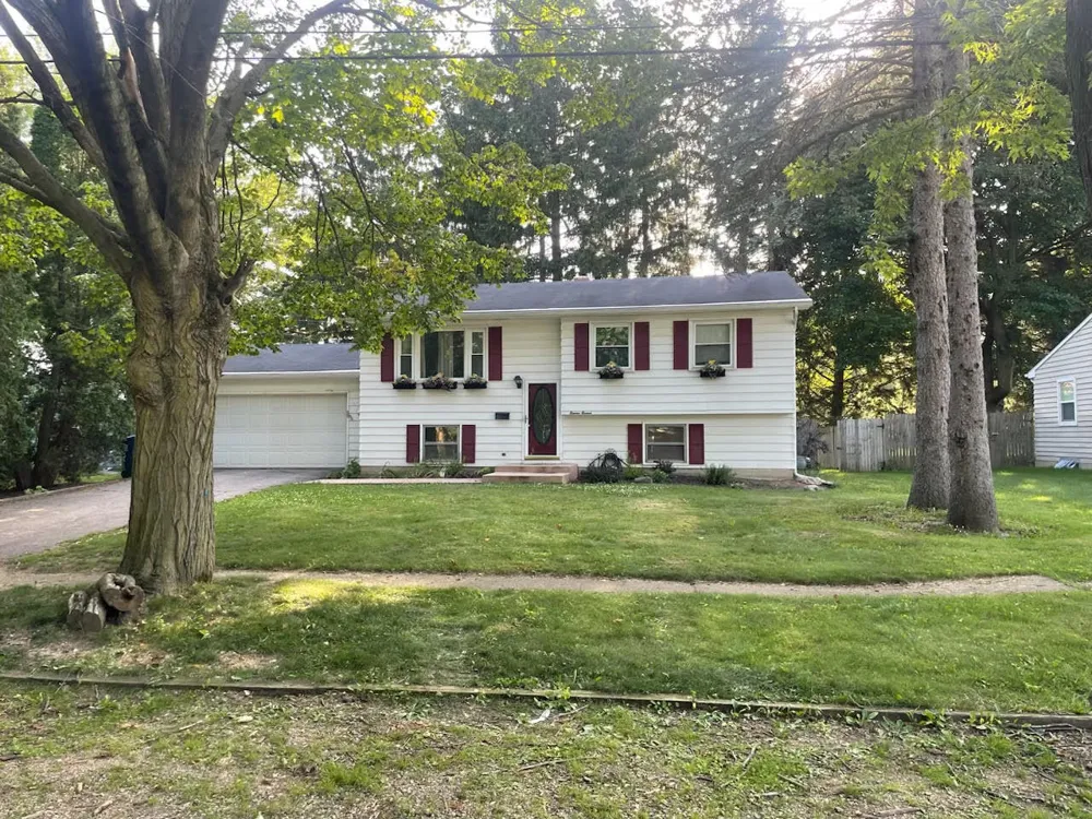 1111 Bretton Drive Kalamazoo Charter Township, MI 49006