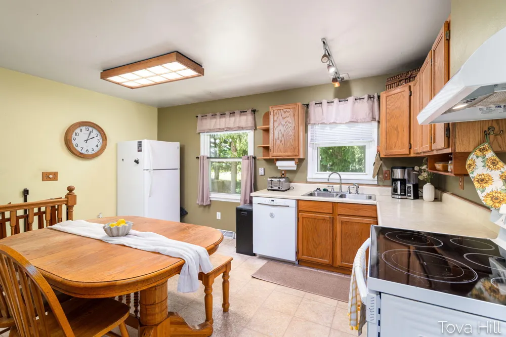1111 Bretton Drive Kalamazoo Charter Township, MI 49006