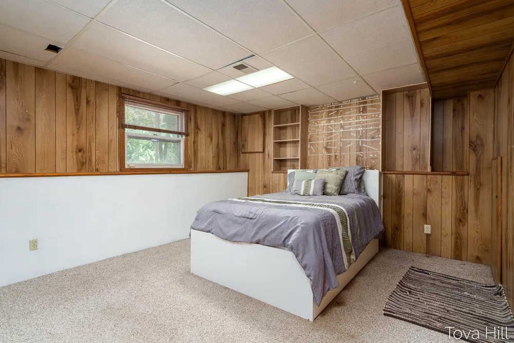 1111 Bretton Drive Kalamazoo Charter Township, MI 49006