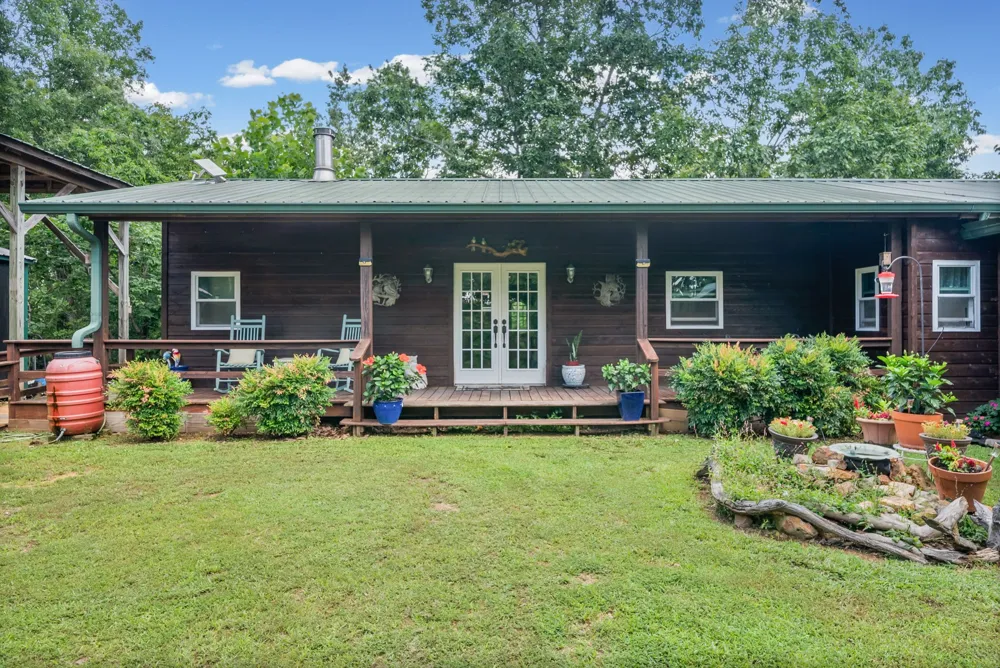 3519 Owl Hollow Rd Linden, TN 37096