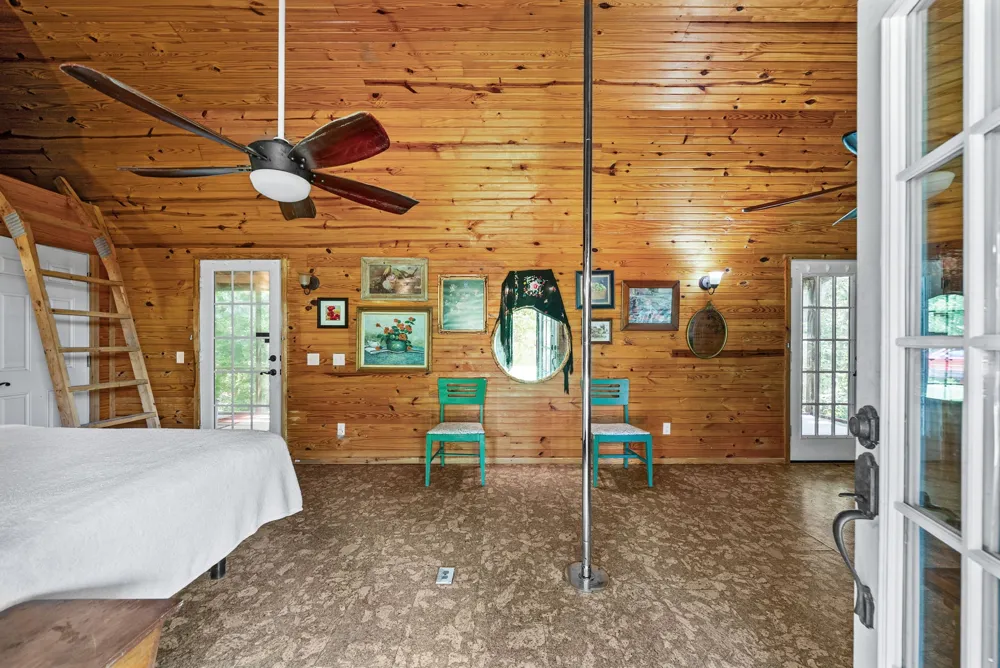3519 Owl Hollow Rd Linden, TN 37096