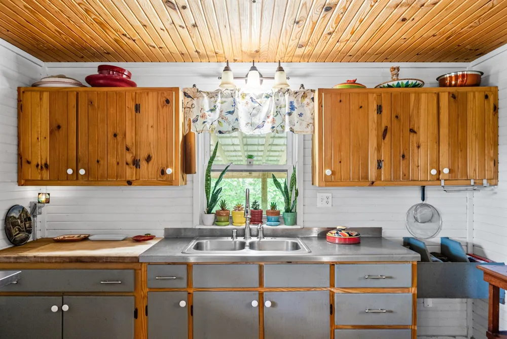 3519 Owl Hollow Rd Linden, TN 37096